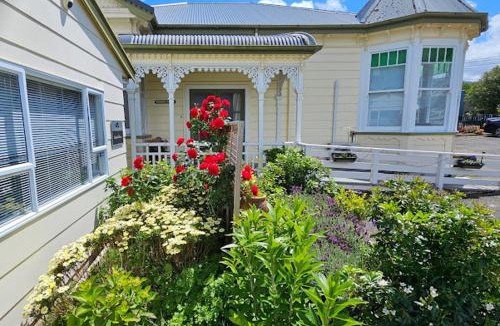 Featherston House | Turret House