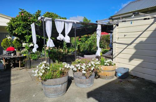 Featherston House | Turret House
