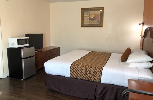 Benton Tract Hotel | Turtle Bay Lodge