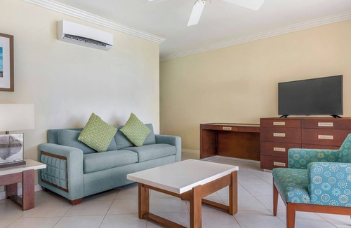 Maxwell Resort | Turtle Beach, a Tribute Portfolio™ All Inclusive Hotel
