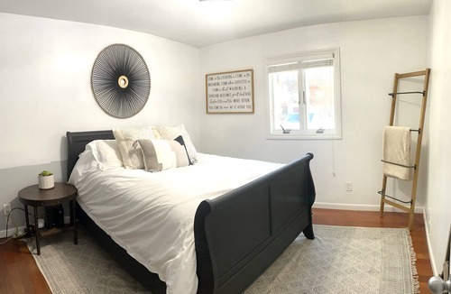 Pinckney House | Turtle Cove Lake House