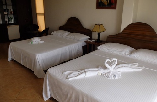 Manoc-Manoc Resort | Turtle Inn Resort
