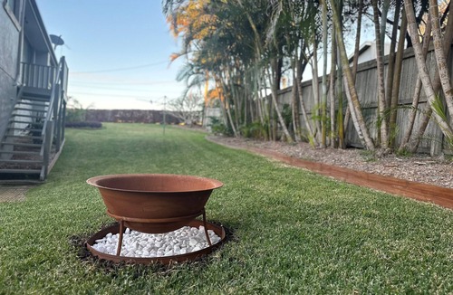 Corindi Beach Apartment | Turtle Lane, steps to the beach, pet-friendly, family beach house.