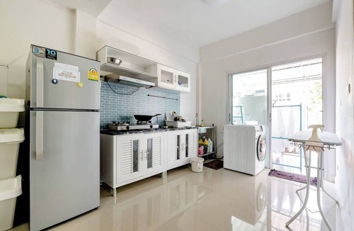 Si Sunthon House | Turtle Rooms
