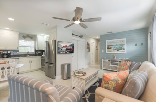 Sanibel House | Turtle Tracks West | SUMMER SALE | Free Resort Access