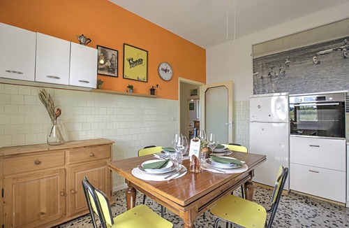 Terranuova Bracciolini Apartment | Tuscan Counrtry House with Private Garden for 4, Terranuova Bracciolini, Italy