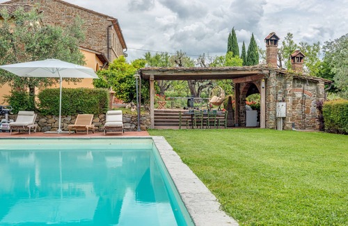 Capraia e Limite Villa | Tuscan Villa with Private Pool, Terrace and Wi-Fi