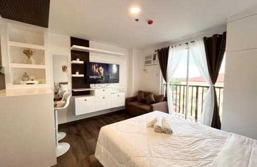 Kauswagan Apartment | Tuscania Sky View Terrace