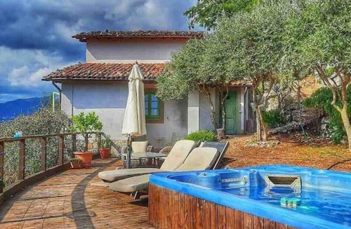 Coreglia Antelminelli Cottage | Tuscany, amazing view, private jacuuzi