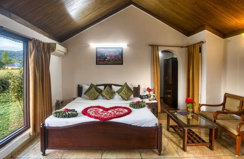 Dhela Hotel | Tusk And Roar Resort Petfrindly Jungle Cottages