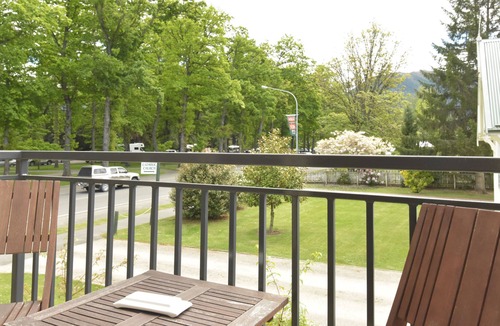 Hanmer Springs Hotel | Tussock Peak Motor Lodge