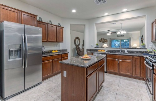 Norterra House | TVs All BRs, Htd POOL, Fire Pit, Paradise for Hikers/Bikers/Golfers