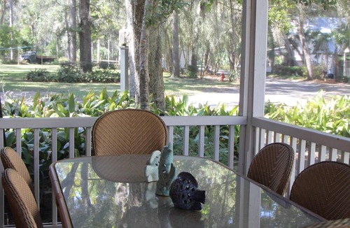 Steinhatchee House | Twelve Oaks in the Landings! Perfect for Entertaining! 4 BR-4BA - Sleeps 12