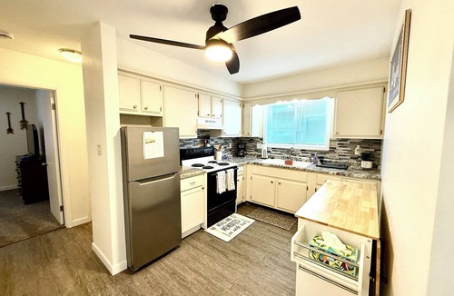 Cedar Rapids Apartment | Twice As Nice 2-bedroom Apartment in Cedar Rapids
