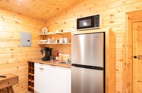 Columbia Falls Cabin | Twilight Micro Cabin at Spotted Bear Retreat