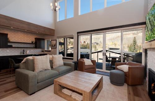 Purgatory House | Twilight - 168 Travertine