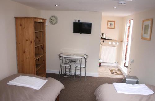 Hedon House | Twin Bays