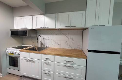 Syracuse Apartment | Twin Oaks Extended Stay One Bedroom - 2817 Apt 13