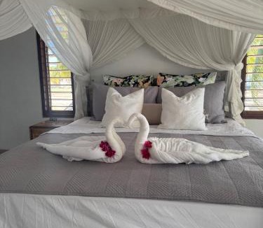 Rote Island Villa | Twin Palms Rote
