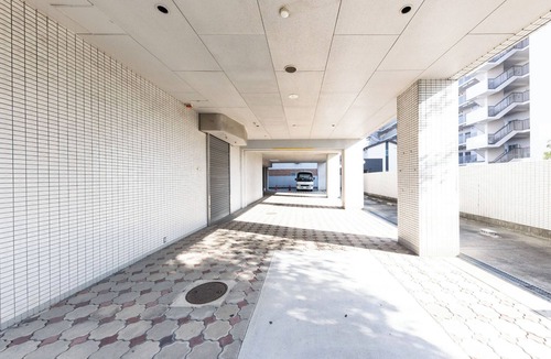 Mikuni House | Twin Room Includes admission ticket to Shinshu On /Toyonaka Ōsaka