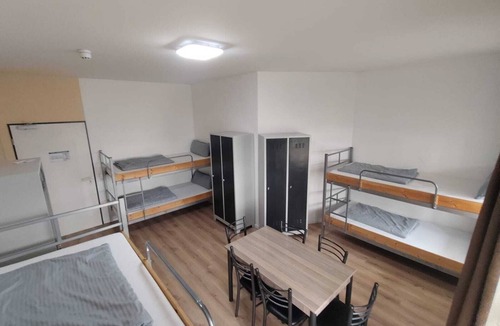 Trudering-Riem Hostel | Twin room-Shared Bathroom
