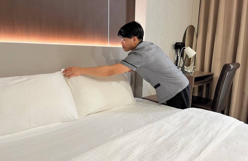Tambo Hotel | Twin Sky Standard – Comfortable, Practical, Convenient
