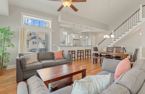 Corolla Light House | Twin Suns at Beacon Villas 4 Bedroom Luxury Townhouse