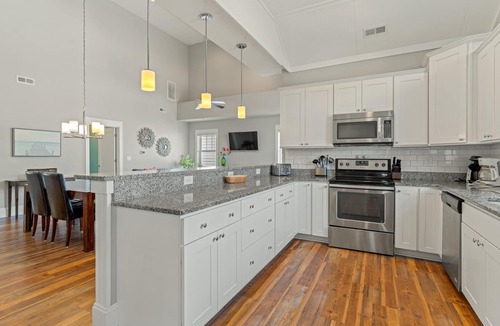 Corolla Light House | Twin Suns at Beacon Villas 4 Bedroom Luxury Townhouse