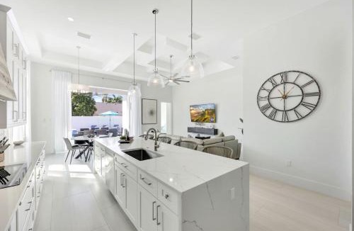 Naples Park House | Twin Tides 2 Side-by-Side Homes w/Pools + Spas