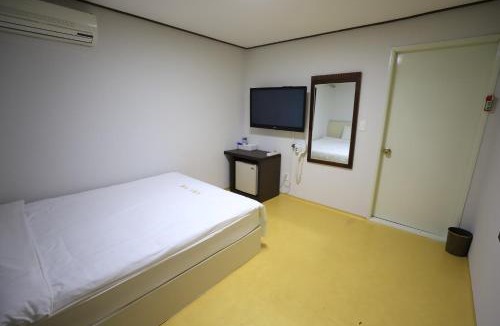 Downtown Hotel | Twins Hotel