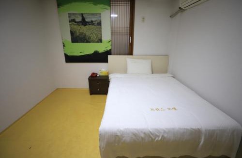 Downtown Hotel | Twins Hotel