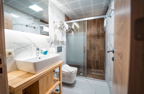 Cesme Hotel | Twins Hotel