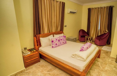 Ojodu Hotel | Twist Hotels