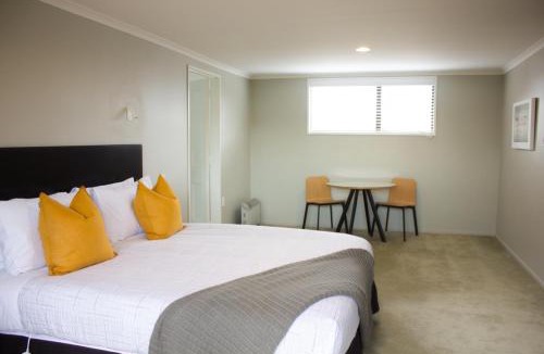 Twizel Hotel | Twizel Central Studio Accommodation