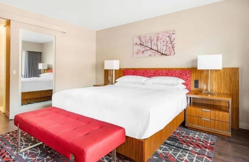 West End Hotel | Two 2BR Suites w/Pool Access l Near National Mall, Museums & Dupont Circle