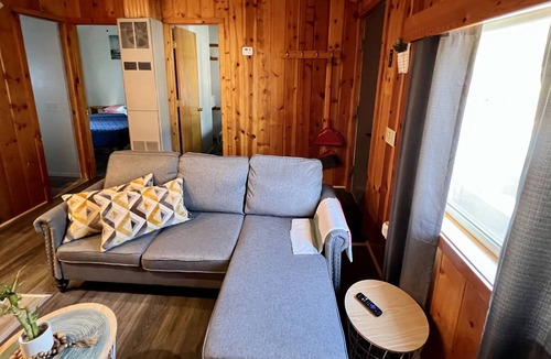 Oscoda Cabin | Two bedroom Cabin 1 at Blue Moon Resort