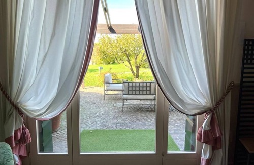 La Montecchia Apartment | Two Bedroom Apartment with Pool View
