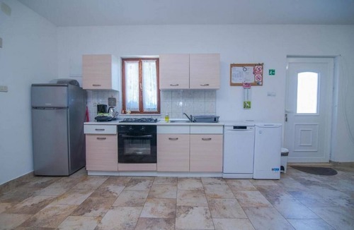 Veli Losinj Apartment | Two bedroom apartment with terrace Bonić, Lošinj (A-23056-b)