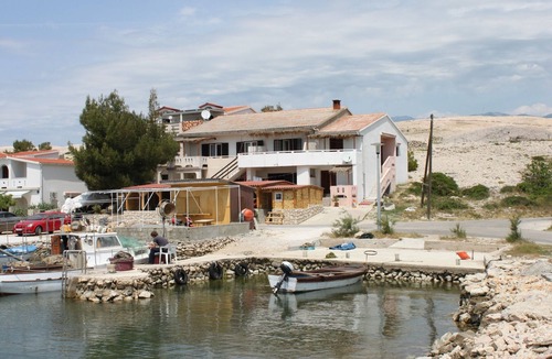 Kustici Apartment | Two bedroom apartment near beach Kustići, Pag (A-6449-a)