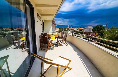 Nin Apartment | Two bedroom apartment with hot tub Nin, Zadar (A-16428-a)