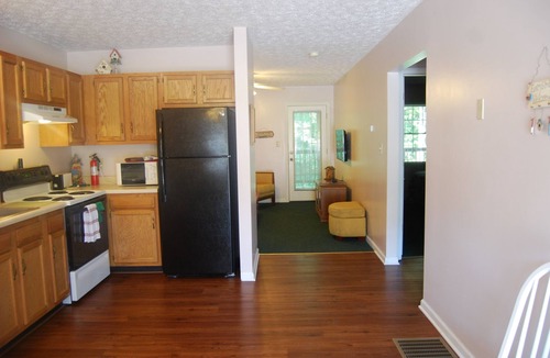 Russell Springs Cabin | Two-Bedroom Cabin @ LakePointe Resort - no cleaning fees!