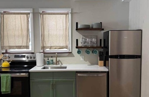 Lanesville Apartment | Two Bedroom - Classic Farmhouse