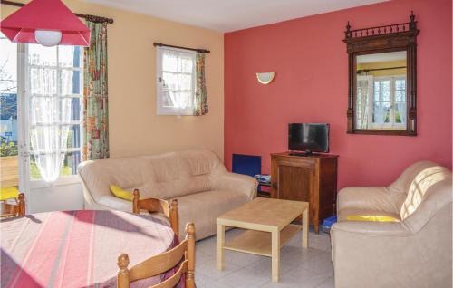 Saint-Cast-le-Guildo House | Two-Bedroom Holiday Home In Saint Cast Le Guildo