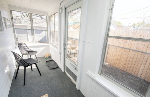 Folsom's Addition House | Two Bedroom Home close to Downtown and Hospitals