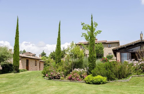 Citta della Pieve Apartment | Two-bedroom apartment with private entrance