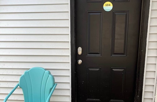 Wildwood Apartment | Two Bedroom Suite 104