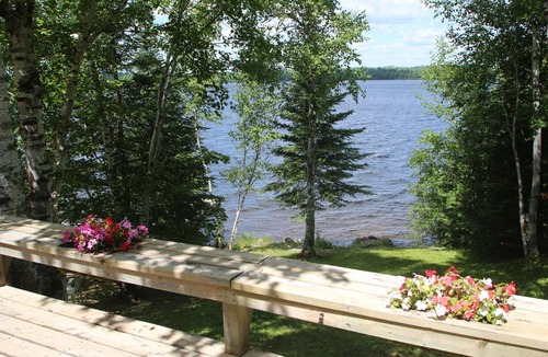 Ely House | Two bedroom summerhome northeast of Ely with private dock and views of the BWCA