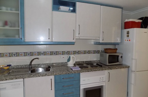 Gran Alacant House | Two bedroom, Three bathroom townhouse, wifi, aircon and sat tv, communal pool