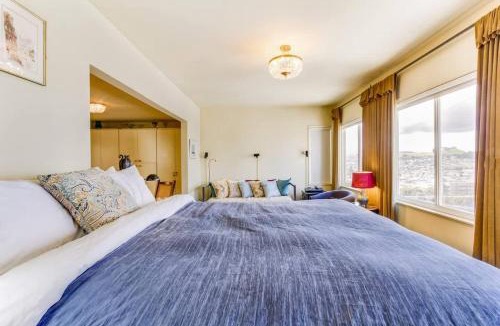 Potrero Hill House | Two Bedroom, Two Newly Renovated Bathrooms, Deck
