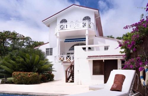 Bois d'Orange Villa | Two Bedroom Villa with Private Pool Near to Beaches - Date House